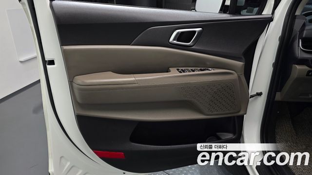 Kia Canival 2024 — photo 14