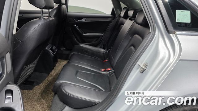 Audi A4 2015 — photo 11