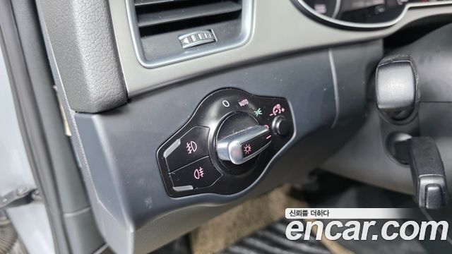 Audi A4 2015 — photo 12