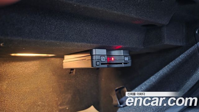 Audi A4 2015 — photo 18