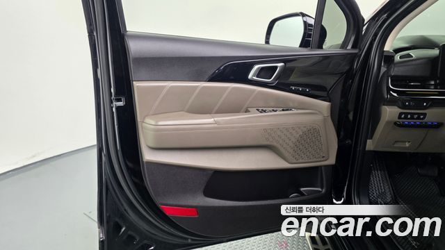 Kia Canival 2025 — photo 12