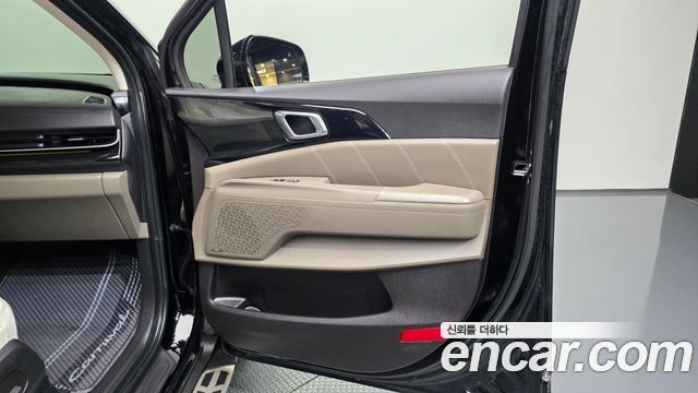 Kia Canival 2025 — photo 13