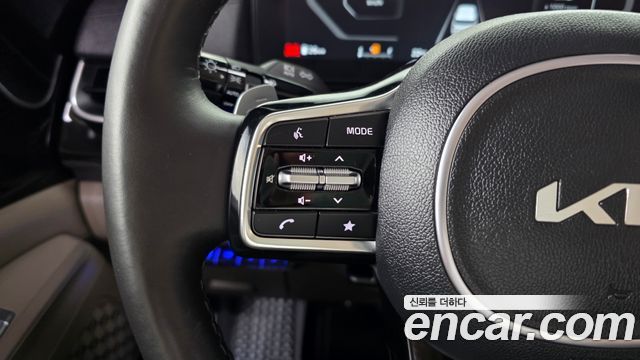 Kia Canival 2025 — photo 32