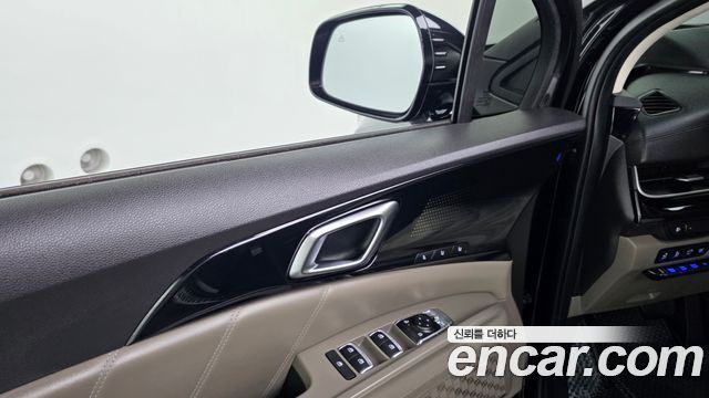 Kia Canival 2025 — photo 35