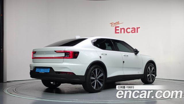 Polestar Polestar 2 2022 — photo 2