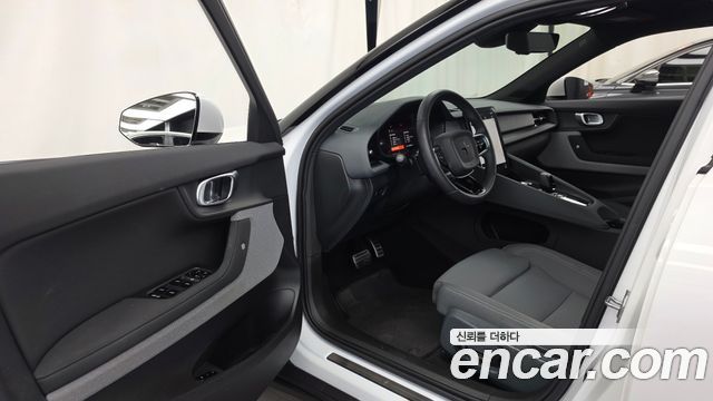 Polestar Polestar 2 2022 — photo 13