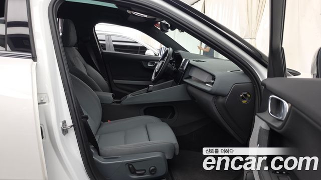 Polestar Polestar 2 2022 — photo 17