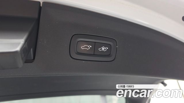 Polestar Polestar 2 2022 — photo 23