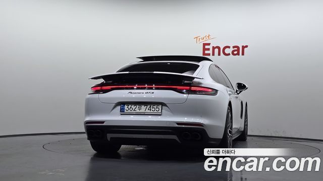 Porsche Panamera 2021 — photo 4