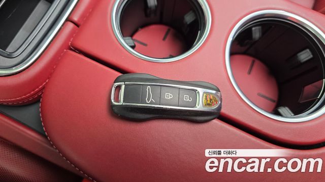 Porsche Panamera 2021 — photo 22