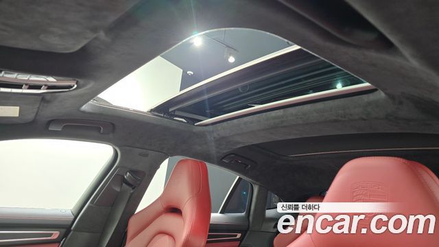 Porsche Panamera 2021 — photo 23