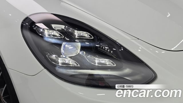 Porsche Panamera 2021 — photo 8