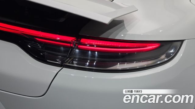Porsche Panamera 2021 — photo 9