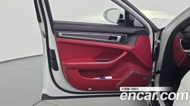 Porsche Panamera 2021 — photo 14