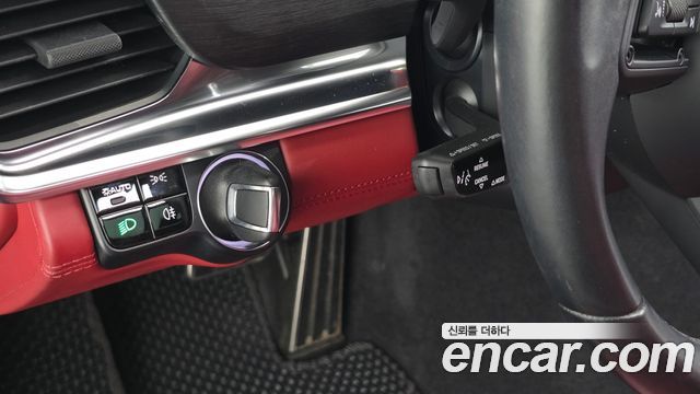 Porsche Panamera 2021 — photo 28