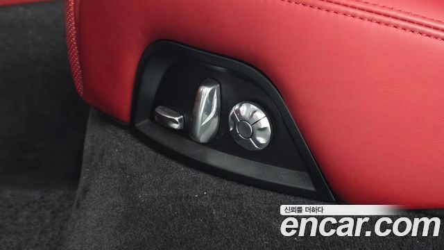Porsche Panamera 2021 — photo 32