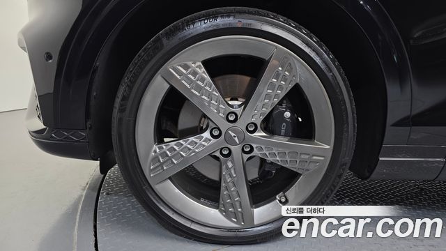 Genesis GV70 2021 — photo 5