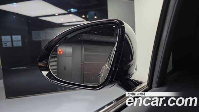 Genesis GV70 2021 — photo 19