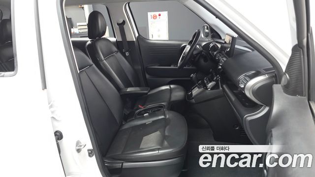 Hyundai Casper 2022 — photo 11