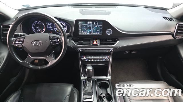 Hyundai Grandeur 2018 — photo 10