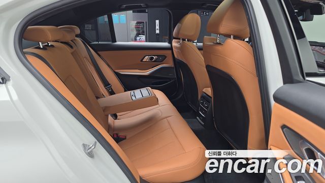BMW 3-Series 2026 — photo 16