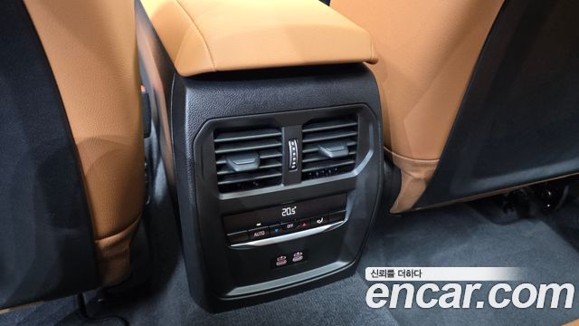 BMW 3-Series 2026 — photo 28
