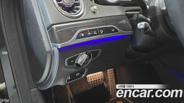 Mercedes-Benz S-Class 2016 — photo 17