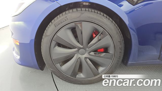 Tesla Model S 2023 — photo 5
