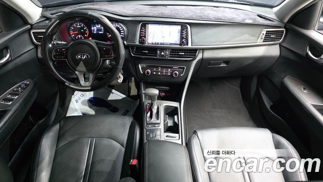 Kia K5 2016 — photo 10