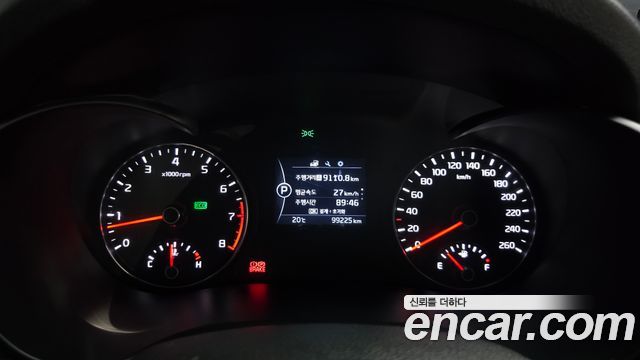 Kia K5 2016 — photo 11