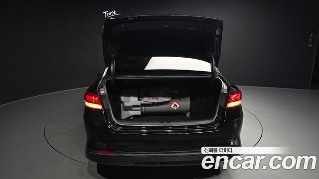 Kia K5 2016 — photo 26