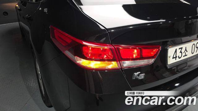 Kia K5 2016 — photo 9