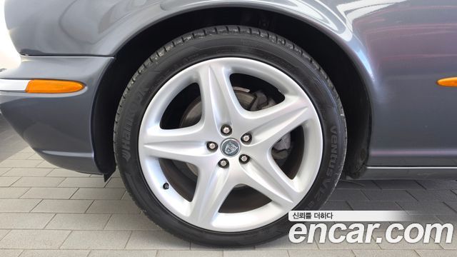 Jaguar XJ-8 2005 — photo 5