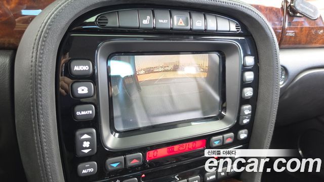 Jaguar XJ-8 2005 — photo 15