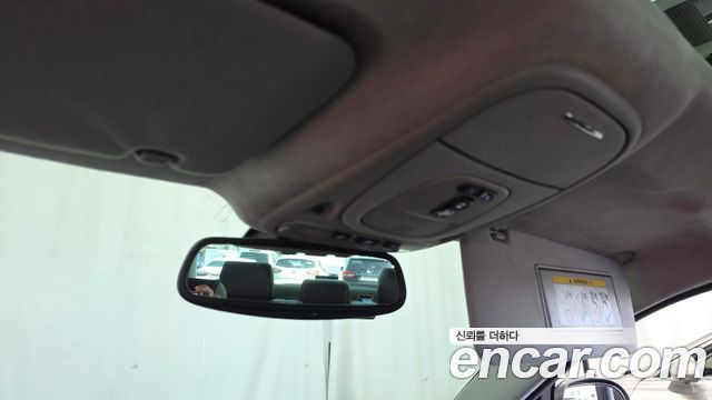 Jaguar XJ-8 2005 — photo 17