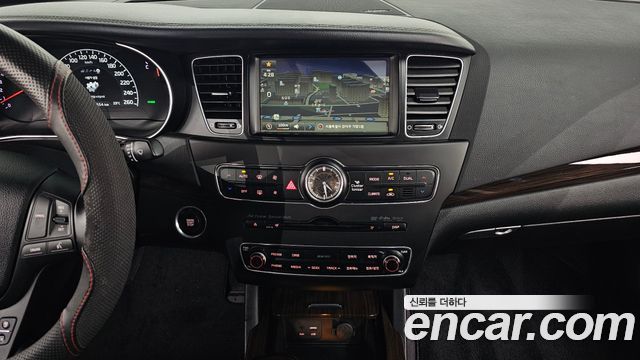 Kia K7 2015 — photo 20