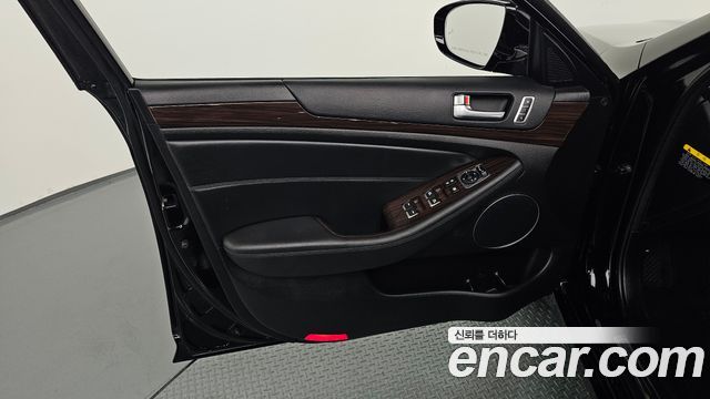 Kia K7 2015 — photo 14