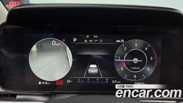 Kia Canival 2021 — photo 8