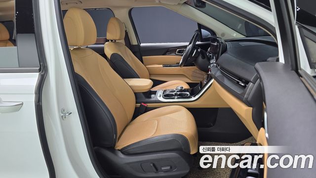 Kia Canival 2021 — photo 11