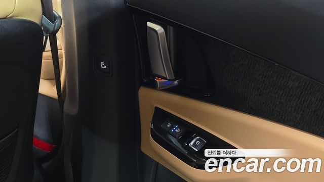 Kia Canival 2021 — photo 20