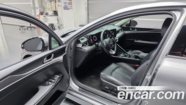 Kia K5 2023 — photo 13