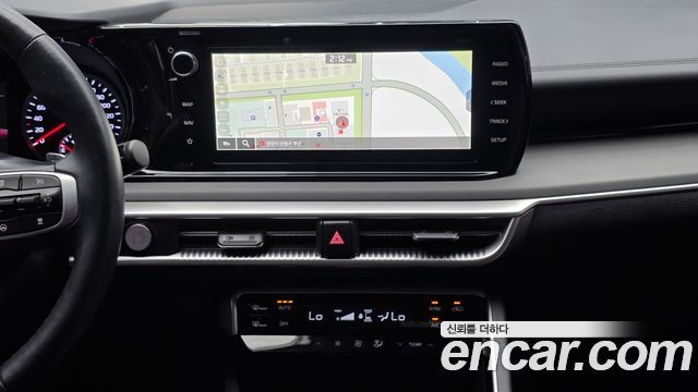 Kia K5 2023 — photo 18