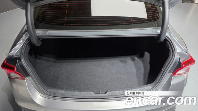 Kia K5 2023 — photo 24