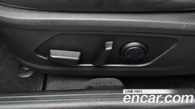 Kia K5 2023 — photo 32