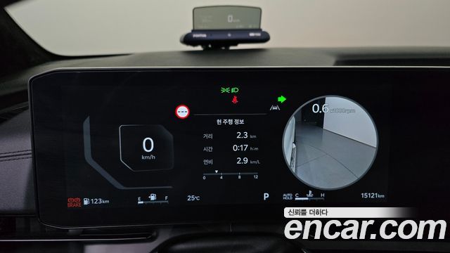 Kia Canival 2025 — photo 11