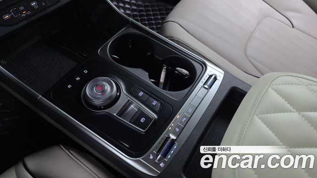 Kia Canival 2025 — photo 12
