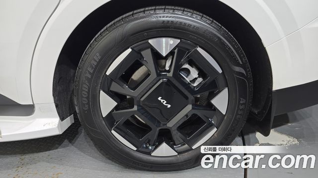 Kia Canival 2025 — photo 7