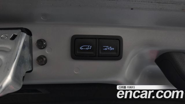 Hyundai Staria 2022 — photo 25