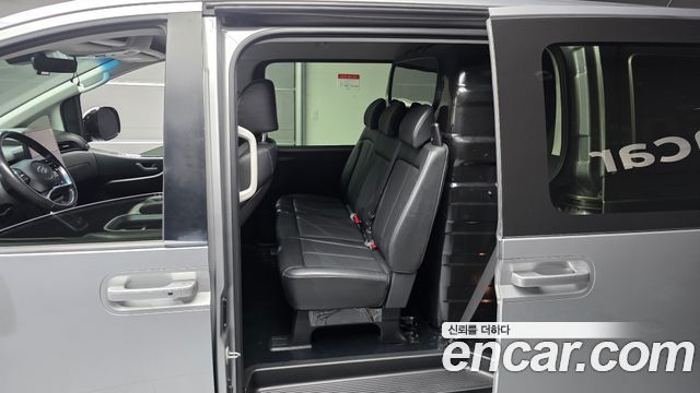 Hyundai Staria 2022 — photo 27