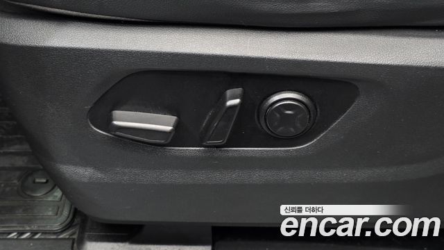 Hyundai Staria 2022 — photo 32
